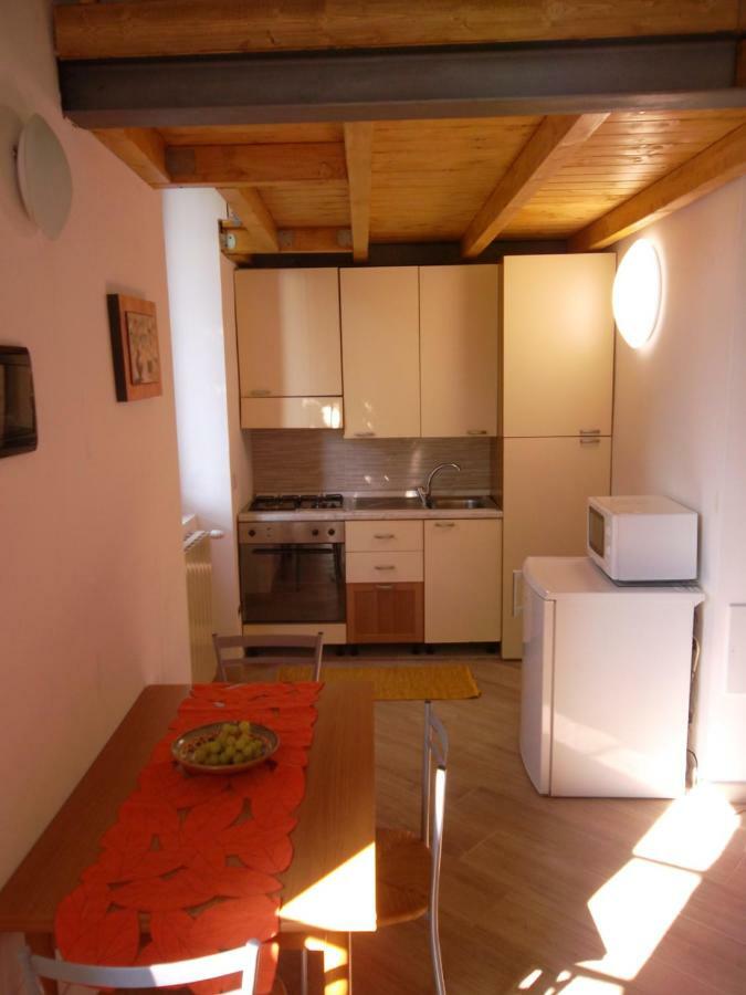 דירות Vesna Loft In לואינו מראה חיצוני תמונה